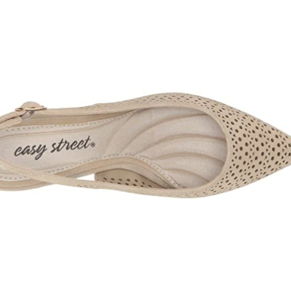 Easy Street Women's Enchant Slingback Dress Pump - Picture 3 of 8
